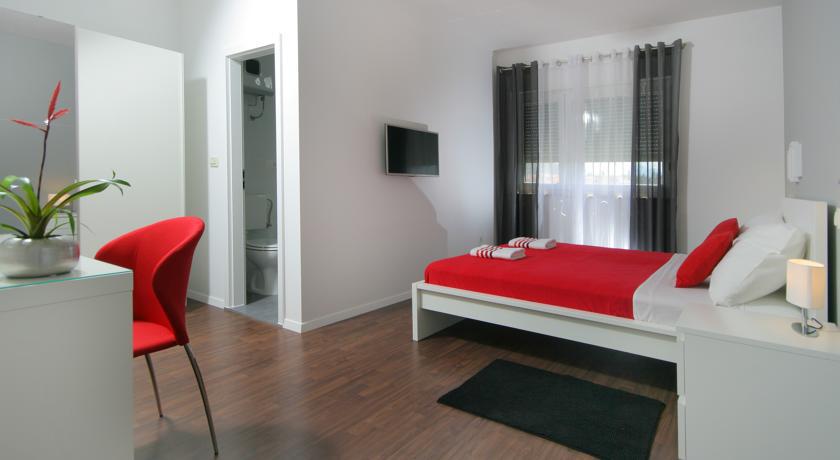 Charm Apartments And Rooms Trogir Quarto foto