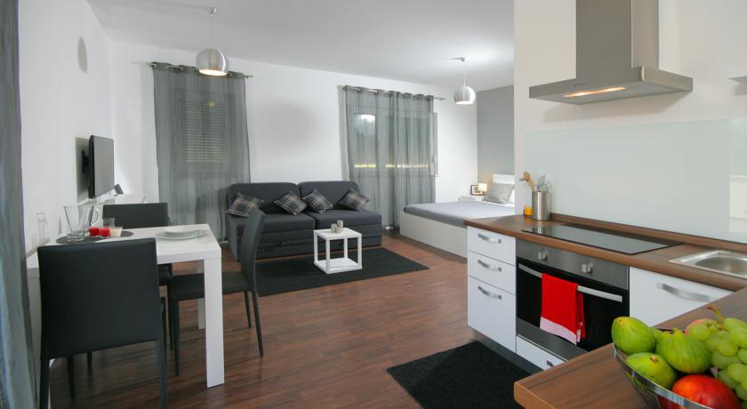 Charm Apartments And Rooms Trogir Quarto foto