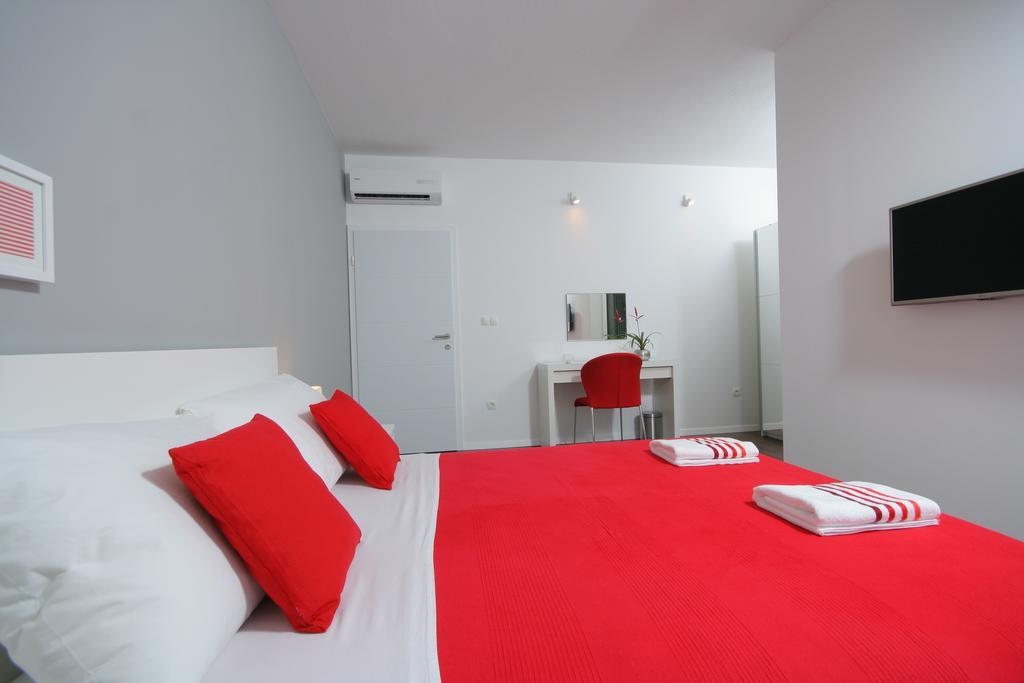 Charm Apartments And Rooms Trogir Quarto foto